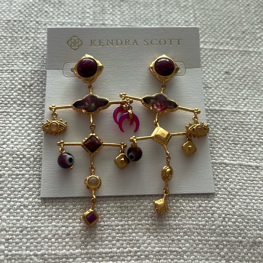 Kendra Scott - Gemma Statement in Vintage Gold and Maroon Mix